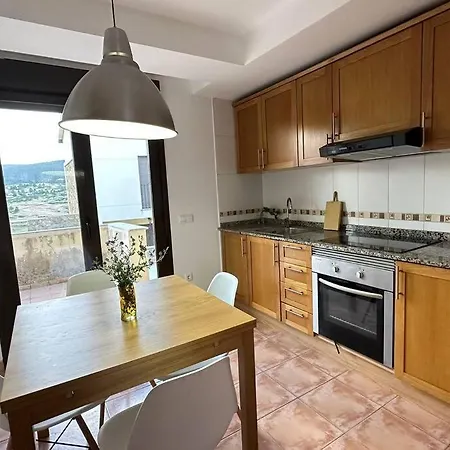 De La Nieve Y De Montana Valdelinares (Aragon)