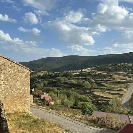 De La Nieve Y De Montana Holiday home *